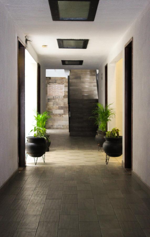 Hotel La Merced Морелия Экстерьер фото